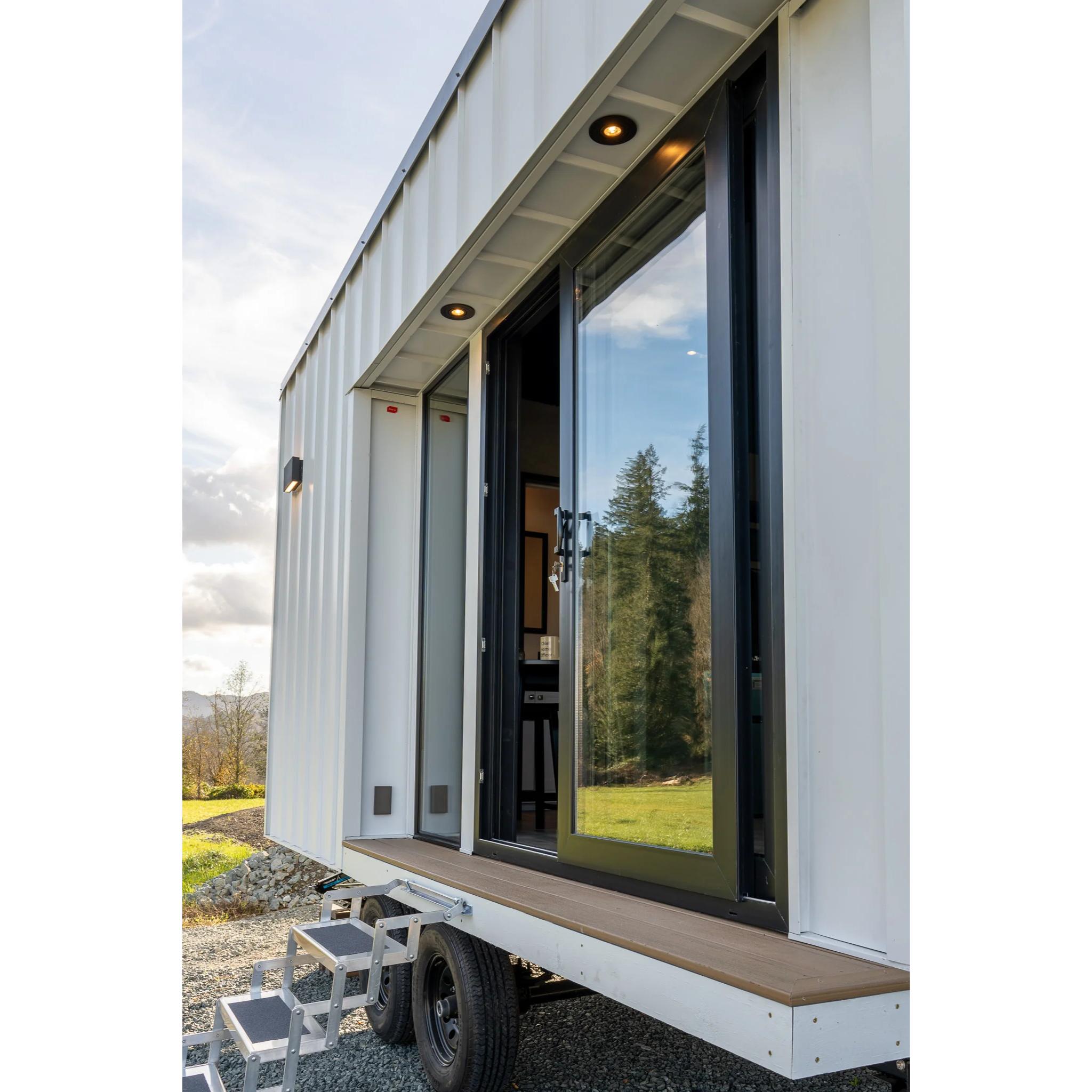 Mini-O Turnkey Outdoor Pod - The Sixteen Pod with Trailer