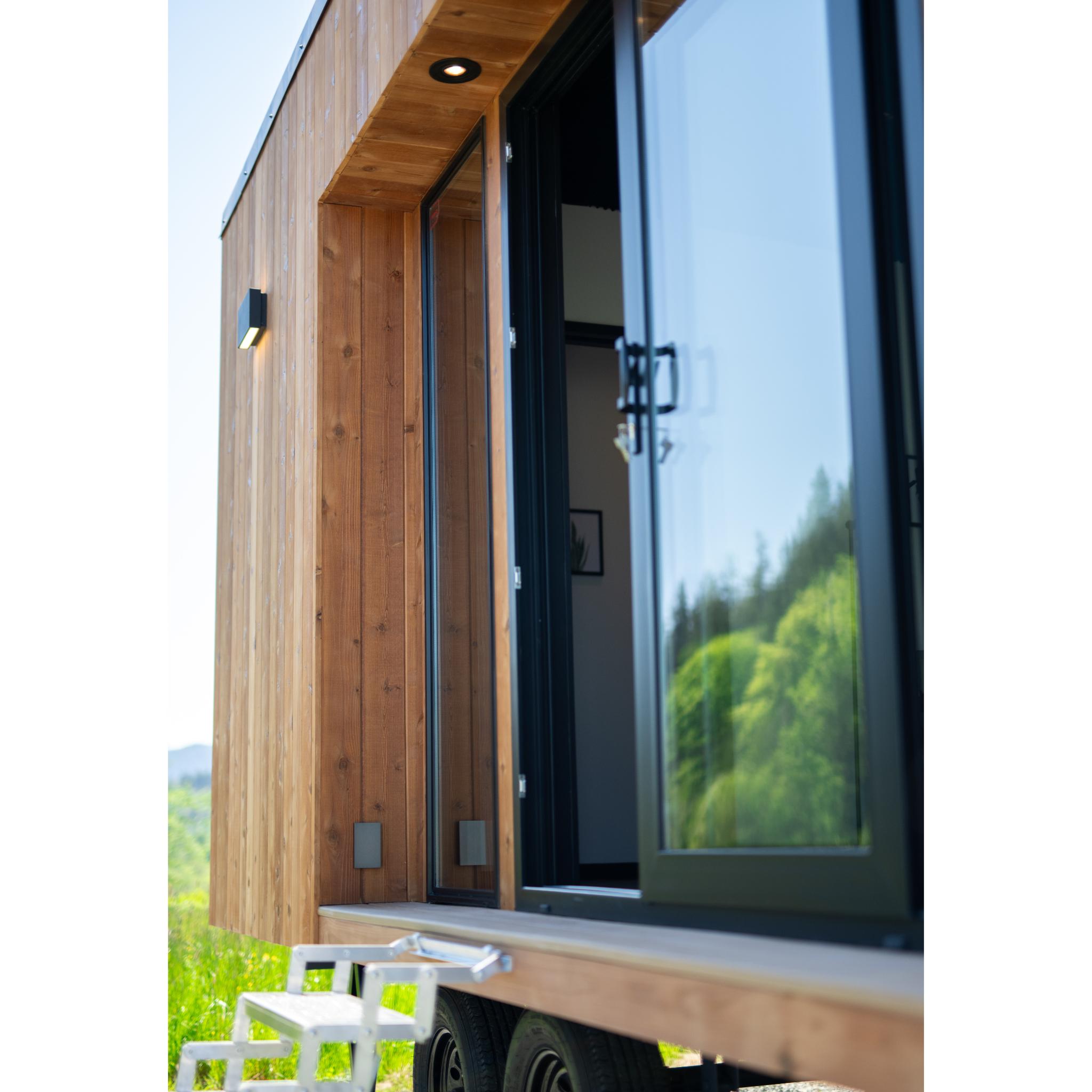 Mini-O Turnkey Outdoor Pod - The Sixteen Pod with Trailer